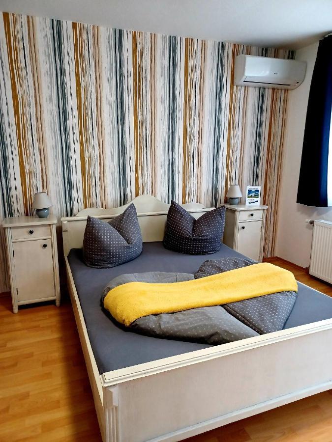 Margret Haus Bed & Breakfast Balatonfured Bagian luar foto