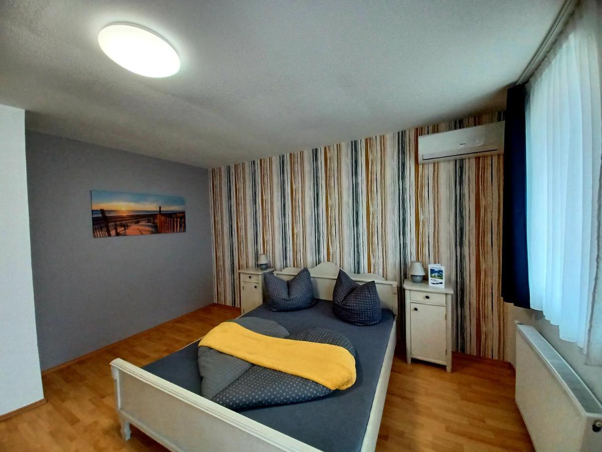 Margret Haus Bed & Breakfast Balatonfured Bagian luar foto