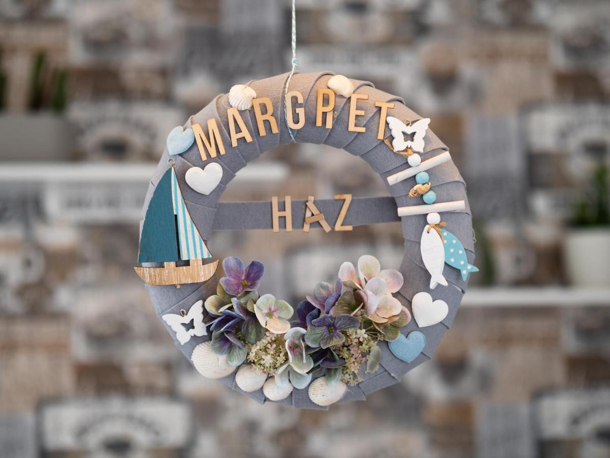 Margret Haus Bed & Breakfast Balatonfured Bagian luar foto