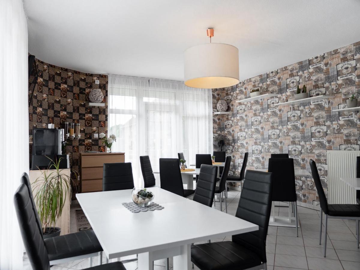 Margret Haus Bed & Breakfast Balatonfured Bagian luar foto